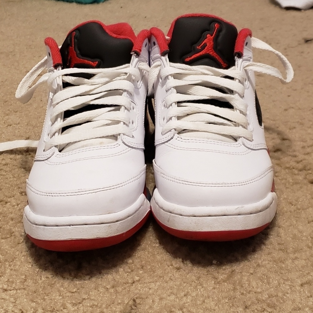 Jordan Retro 5 Fire Red 2016